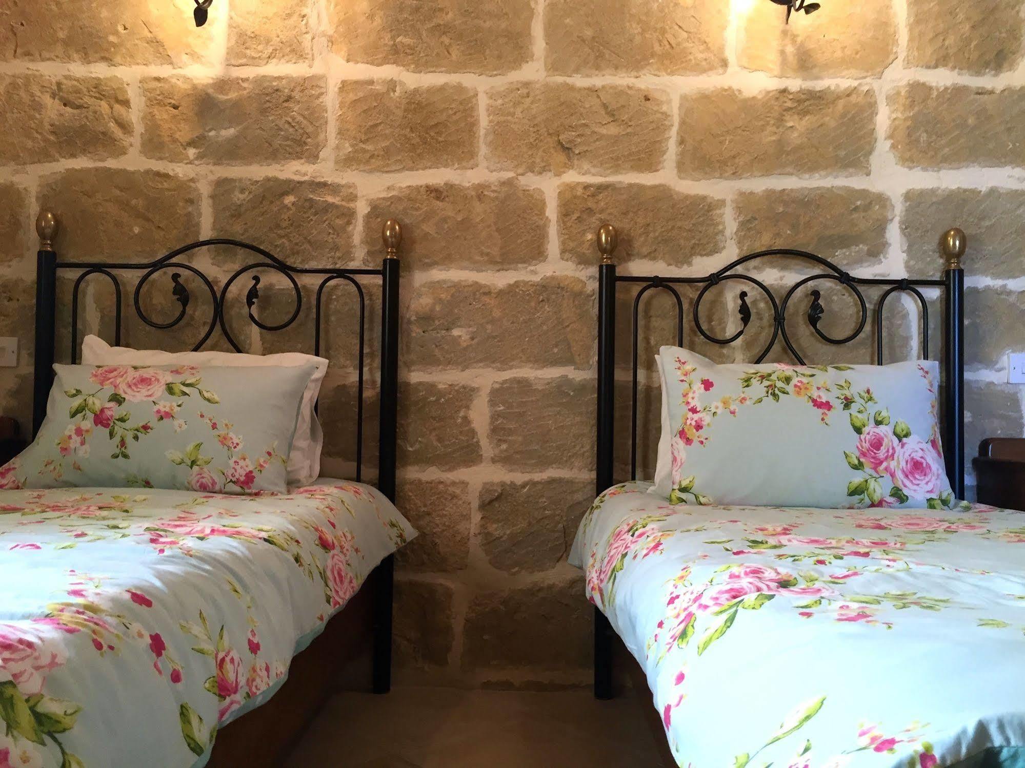 Ellie Boo Bed & Breakfast Victoria Dış mekan fotoğraf